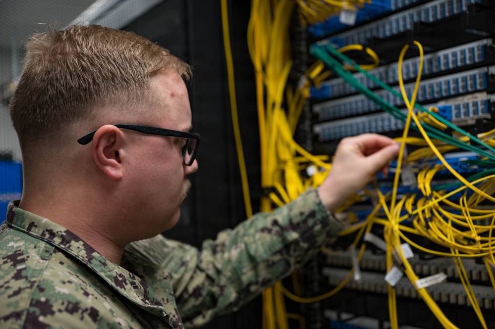 NCTAMS LANT Det Rota, Spain Daily Operations