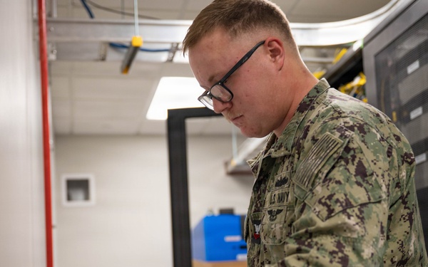 NCTAMS LANT Det Rota, Spain Daily Operations