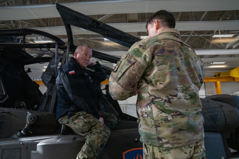 Strengthening NATO Ties: Polish Major General. Maciej Jabłoński Visits 12th CAB at Katterbach