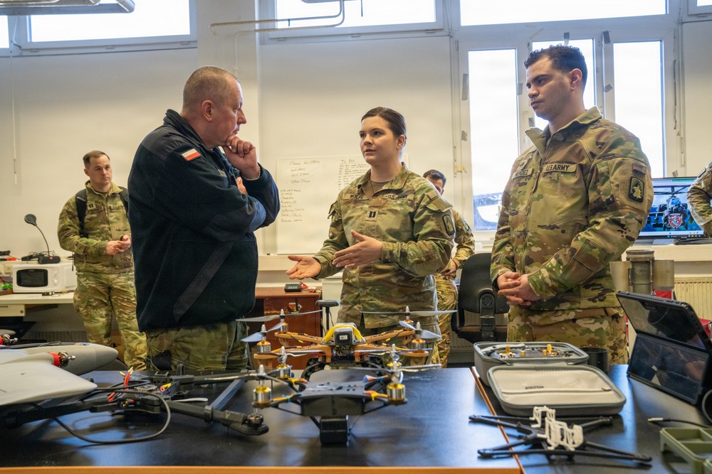 Strengthening NATO Ties: Polish Major General. Maciej Jabłoński Visits 12th CAB at Katterbach