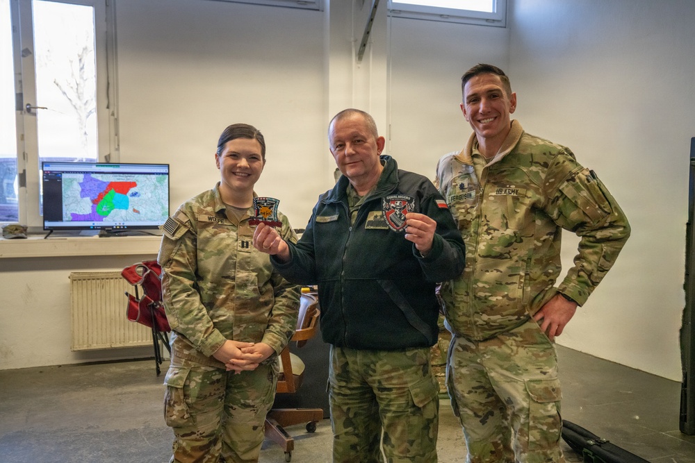 Strengthening NATO Ties: Polish Major General. Maciej Jabłoński Visits 12th CAB at Katterbach