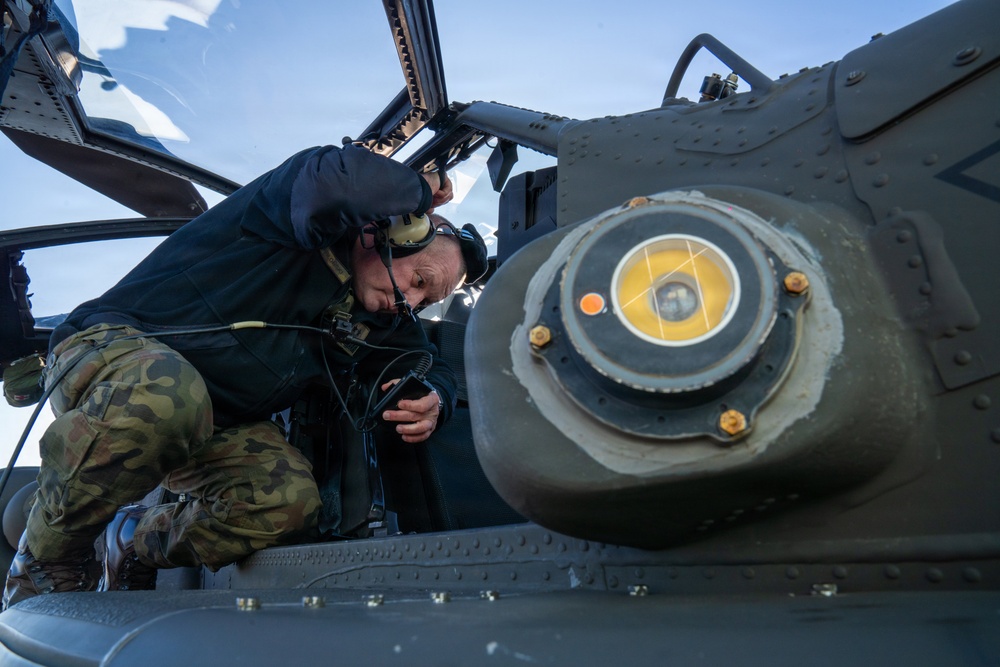 Strengthening NATO Ties: Polish Major General. Maciej Jabłoński Visits 12th CAB at Katterbach