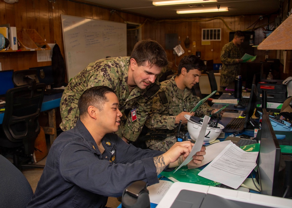 USS Carl Vinson (CVN 70) Daily Operations