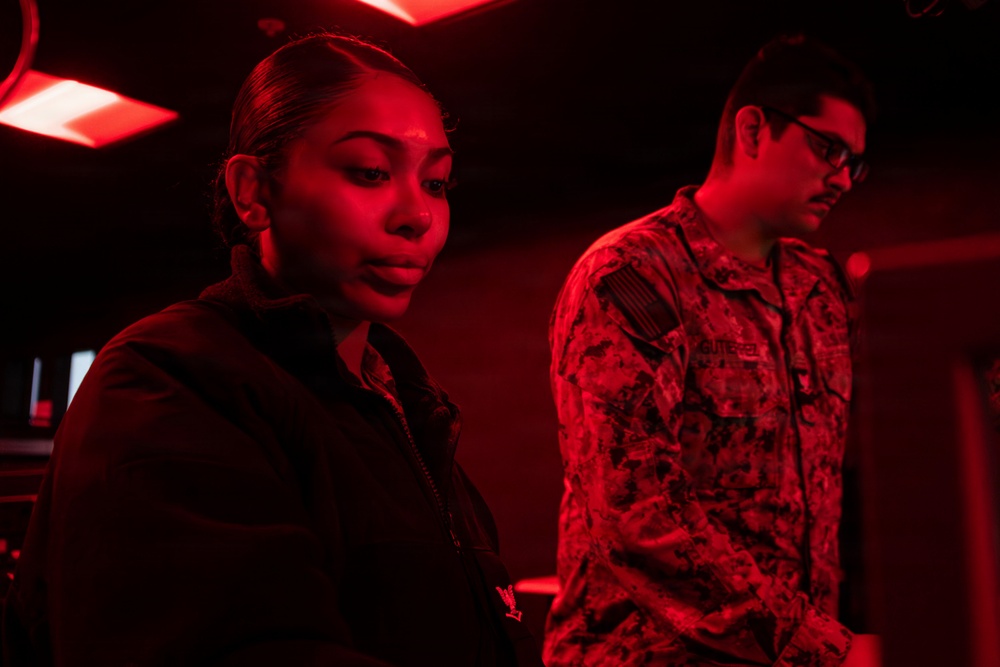 USS Carl Vinson (CVN 70) Daily Operations