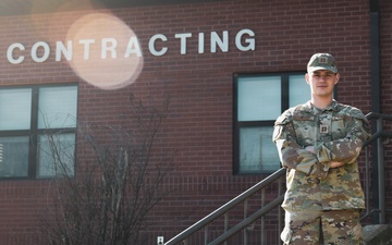 Capt. Eric Clingenpeel named Contracting CGO Of the Year