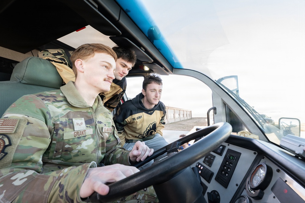 UD Blue Hens visit Dover AFB
