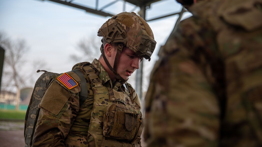 SETAF-AF hosts Best Medic Competition with Ghanaian, Liberian, Italian Medical Forces