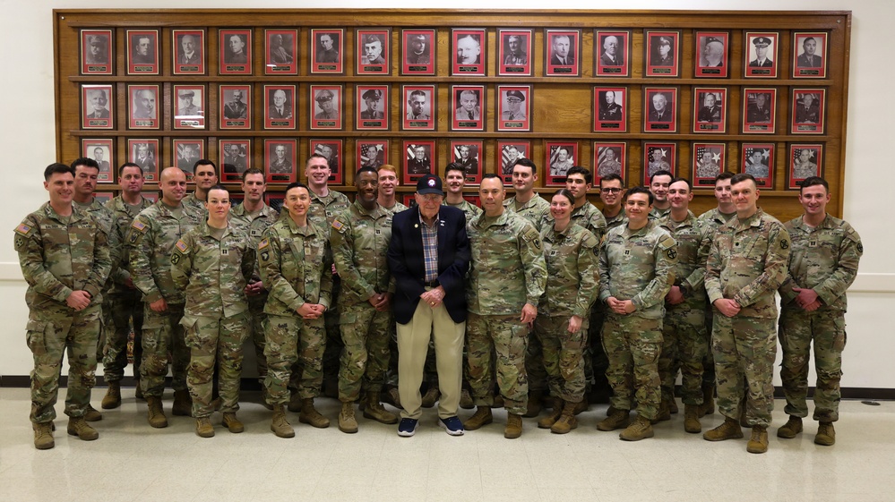 Legendary Field Artillery Leader MG (R) Vernon B. Lewis Jr. Shares Lessons in Leadership During Fort Sill OPD