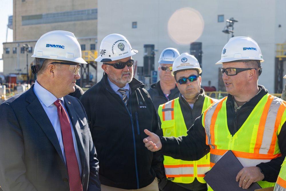 Assistant Secretary of the Navy for Energy, Installations, and Environment Visits NNSY and NSA-Portsmouth