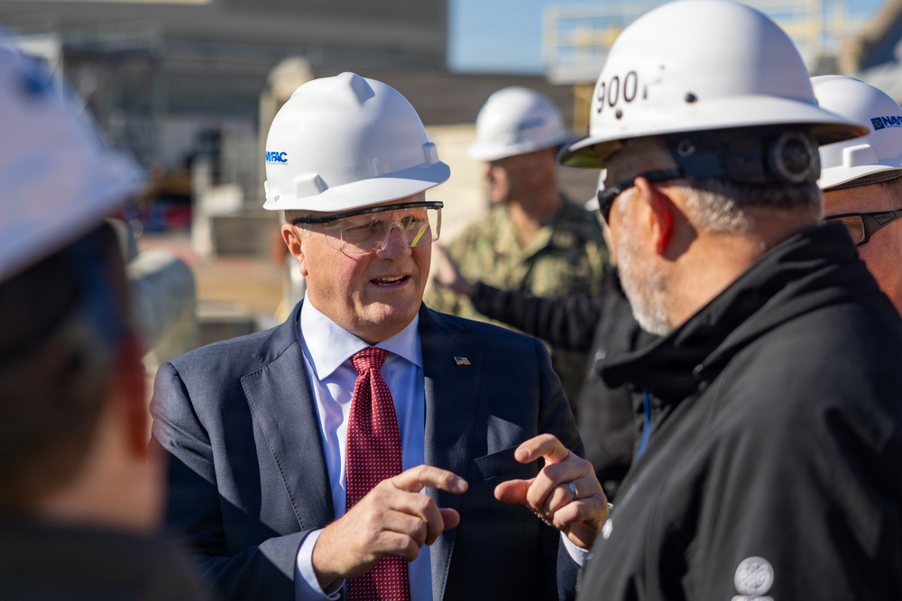 Assistant Secretary of the Navy for Energy, Installations, and Environment Visits NNSY and NSA-Portsmouth