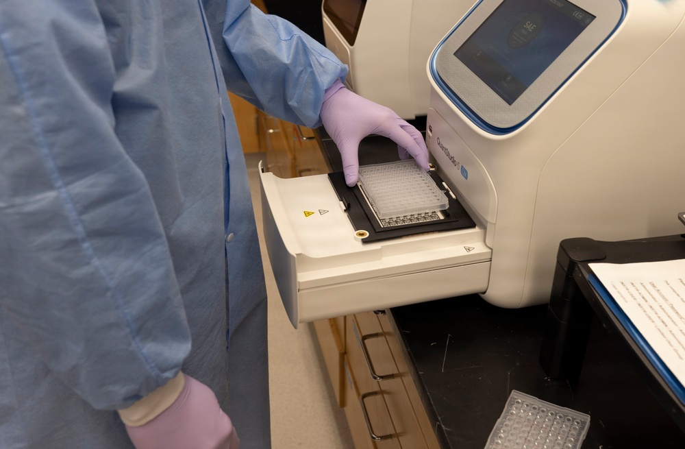 WRAIR’s SeptiBurnAlert research team reduces the time to diagnose sepsis using genomic data and AI-empowered algorithms