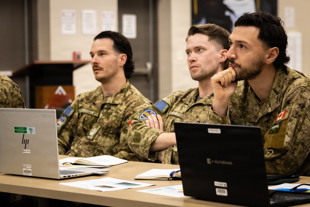 1st LAR, Royal Canadian armed forces conduct SME Exchange