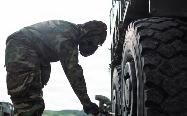 U.S. Marines with 1st Marine Division and 1st MLG conduct CBRN training