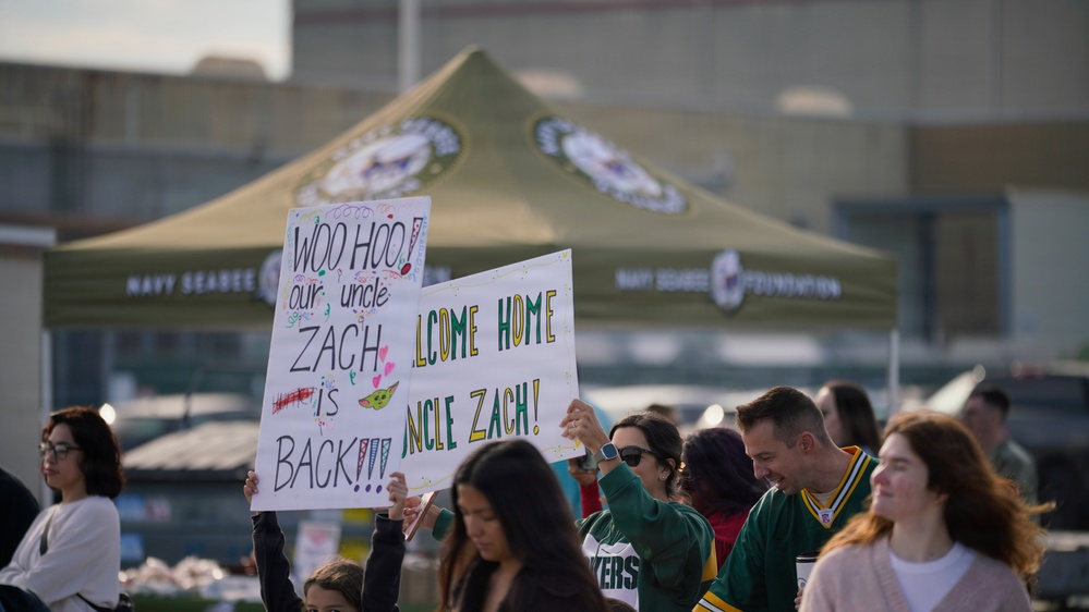 NMCB 4 Seabees Advance Party Comes Home