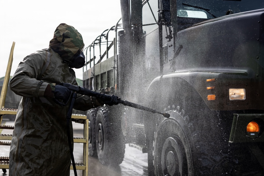 U.S. Marines with 1st Marine Division and 1st MLG conduct CBRN training