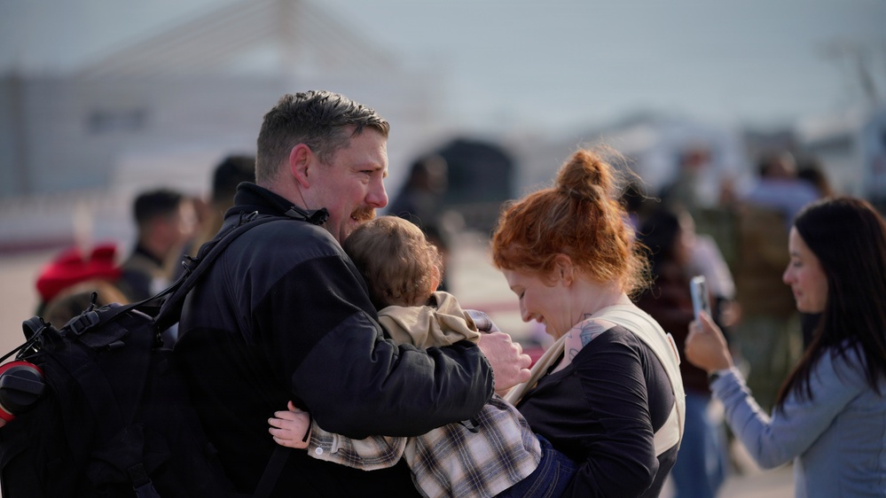 NMCB 4 Seabees Advance Party Comes Home