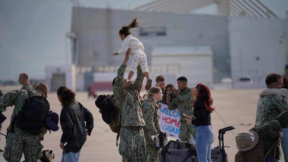 NMCB 4 Seabees Advance Party Comes Home