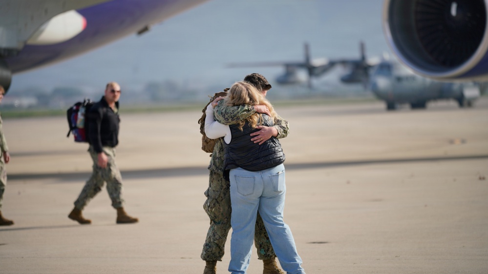 NMCB 4 Seabees Advance Party Comes Home