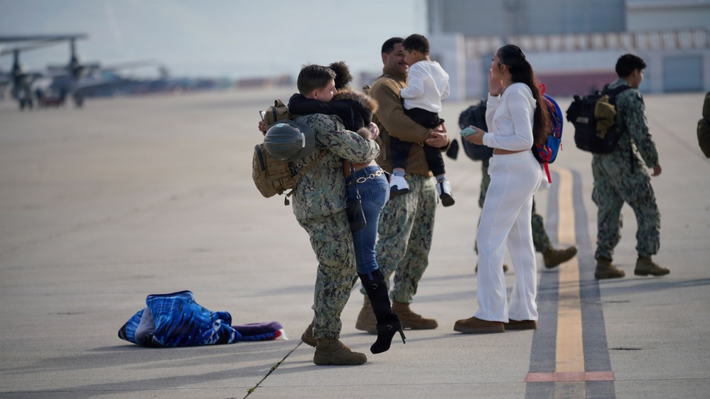 NMCB 4 Seabees Advance Party Comes Home