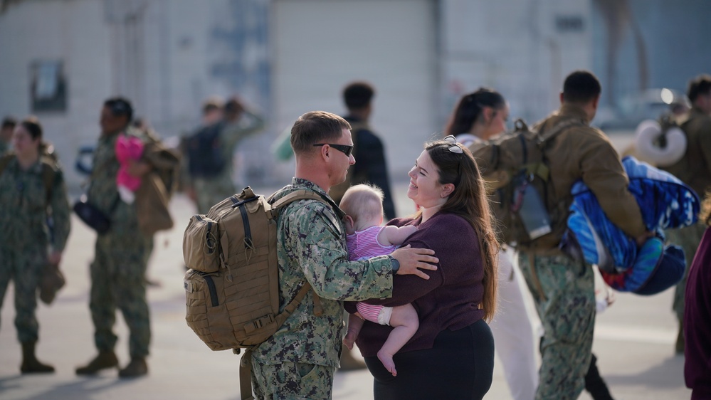 NMCB 4 Seabees Advance Party Comes Home