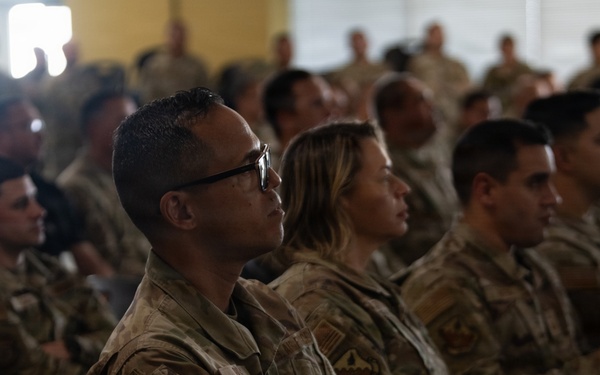 CMSgt Moore ANG Command Chief visits 156th Wing