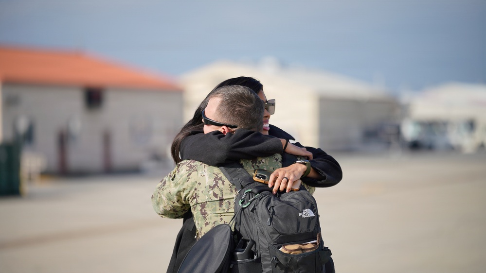 NMCB 4 Seabees Advance Party Comes Home