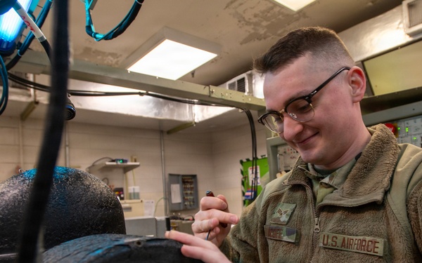 Electronic Warfare Airmen sustain mission readiness at McEntire