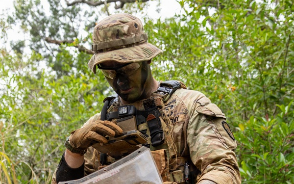 Lightning Surge: 25th ID Evaluates Next Generation Command and Control