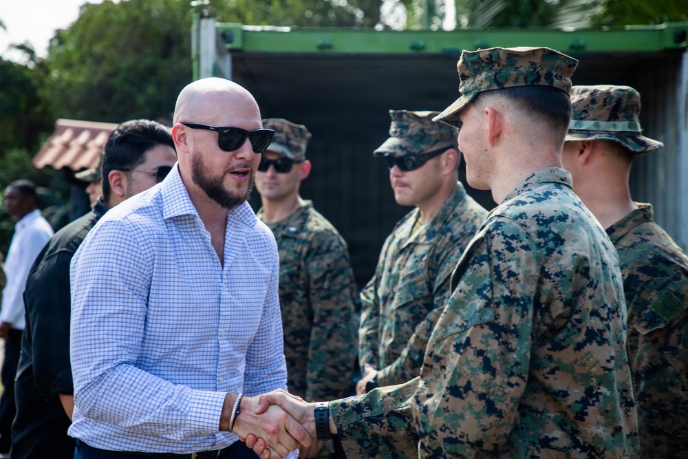 Office of the Secretary of War visits Panamá