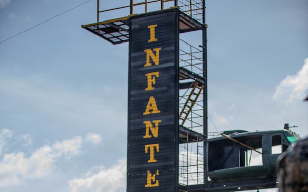 Office of the Secretary of War visits Panamá