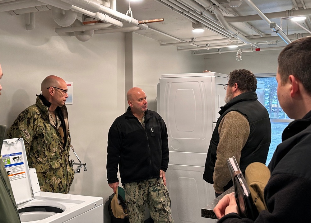 VCNO Visits NAS Whidbey Island