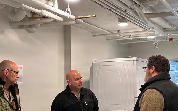 VCNO Visits NAS Whidbey Island