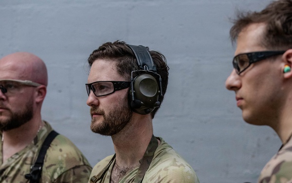 Office of the Secretary of War visits Panamá