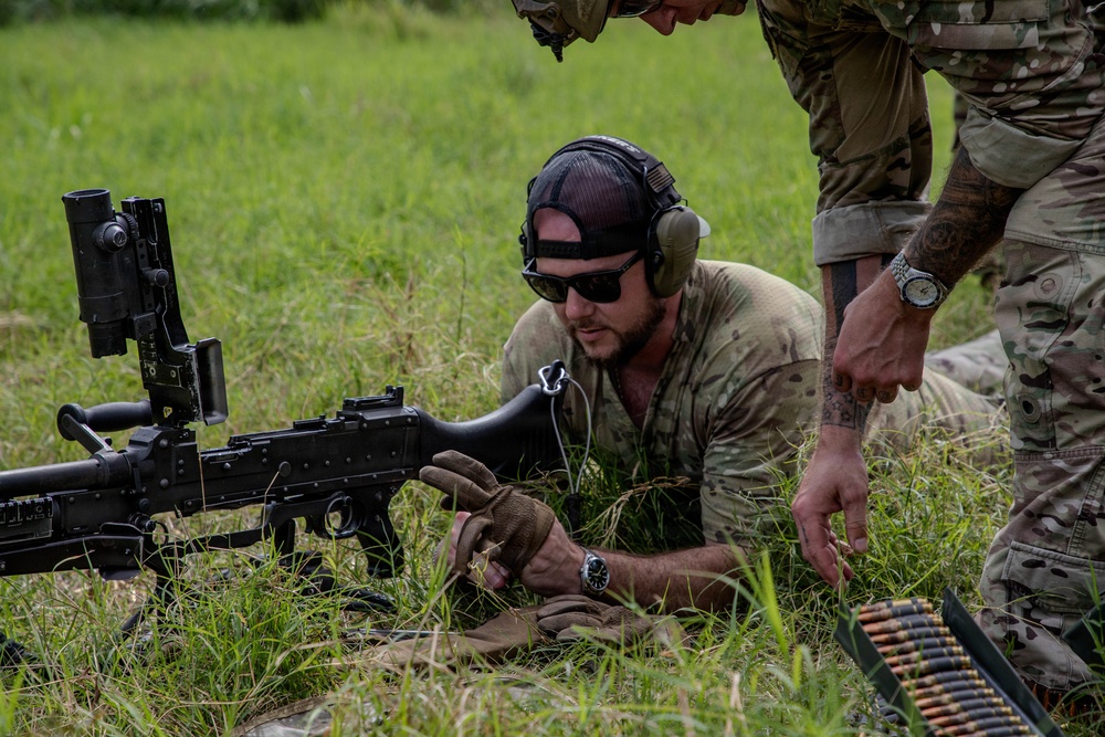 Office of the Secretary of War visits Panamá