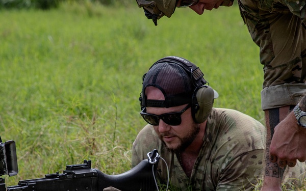 Office of the Secretary of War visits Panamá