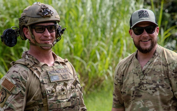 Office of the Secretary of War visits Panamá