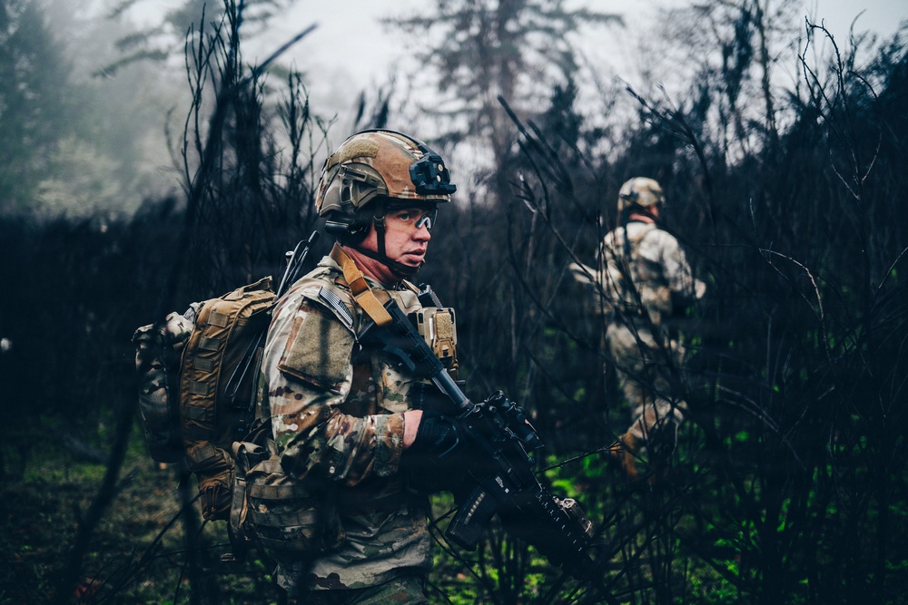 5th SFAB conducts team live fire training