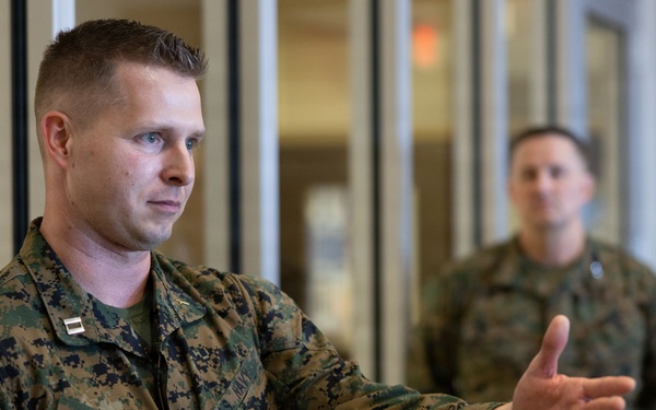 Marine Forces Reserve Chaplain receives Distinguished Service Award