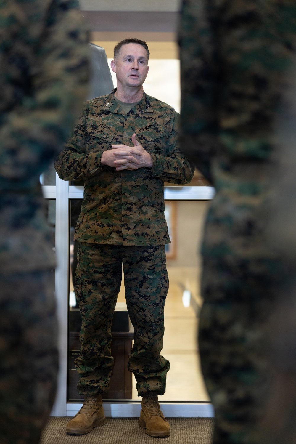 Marine Forces Reserve Chaplain receives Distinguished Service Award