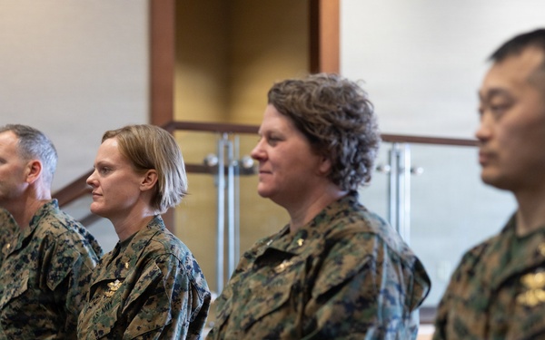 Marine Forces Reserve Chaplain receives Distinguished Service Award