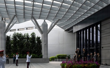 USINDOPACOM commander reinforces U.S.-Singapore defense partnership during Singapore visit