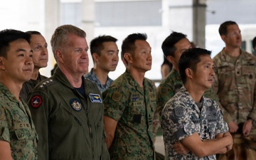 USINDOPACOM commander reinforces U.S.- Singapore defense partnership during Singapore visit
