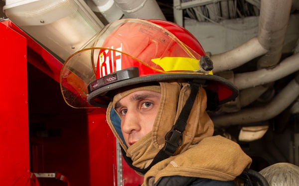 USS Blue Ridge conducts damage control drills