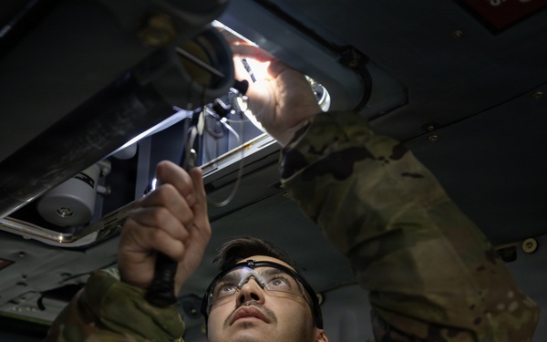 176th AMXS maintainers prep the AKANG’s newest HH-60W Jolly Green II