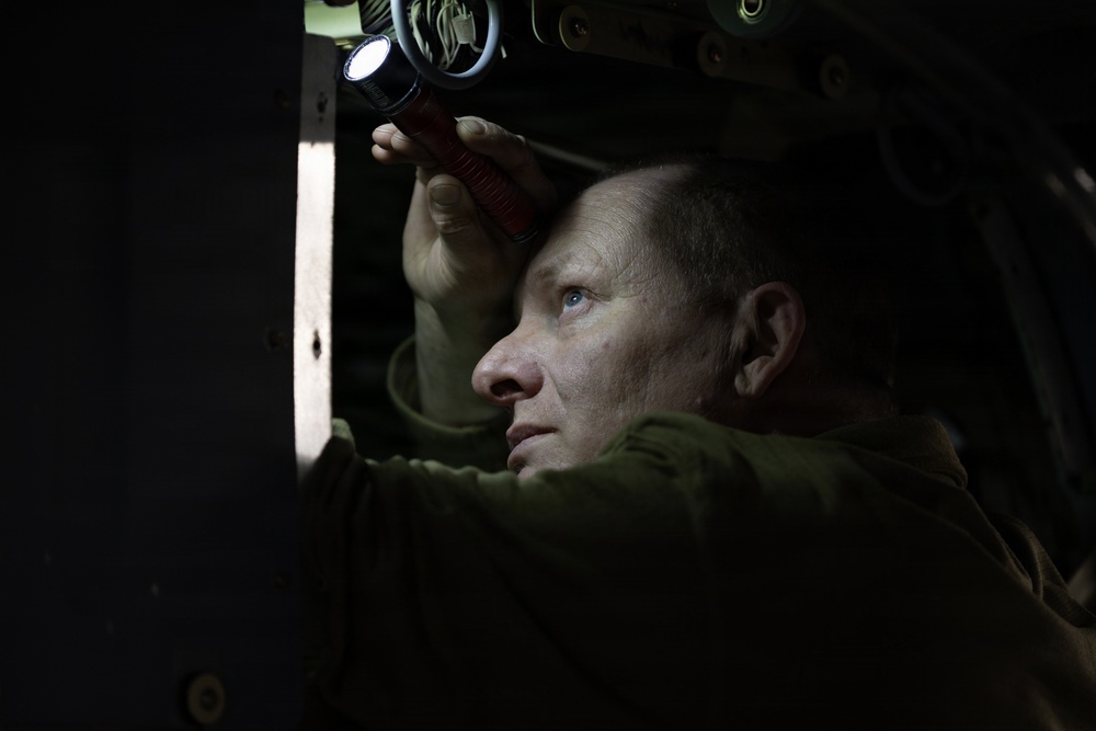 176th AMXS maintainers prep the AKANG’s newest HH-60W Jolly Green II