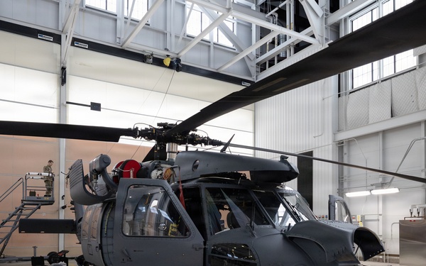 176th AMXS maintainers prep the AKANG’s newest HH-60W Jolly Green II