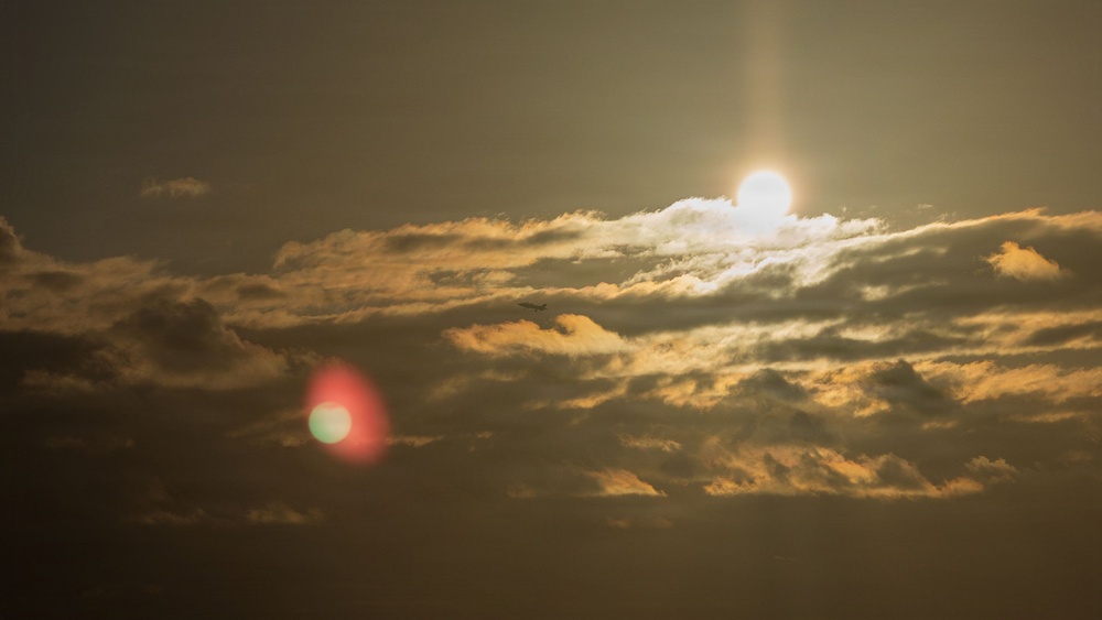 11th MEU Marines, Sailors Conduct Flight Deck Operations Aboard USS Boxer