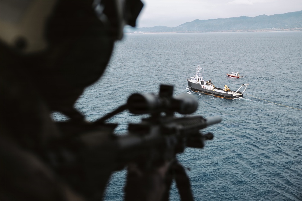 11th MEU Marines, Sailors Conduct VBSS Exercise