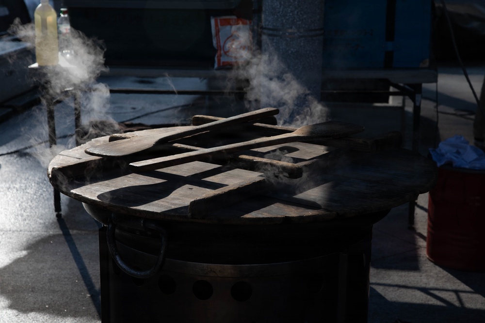 MCAS Iwakuni Service Members and Japan Ground Self-Defense Force Members Operate a Field Kitchen during Bilateral Exercise Nankai Rescue 2026