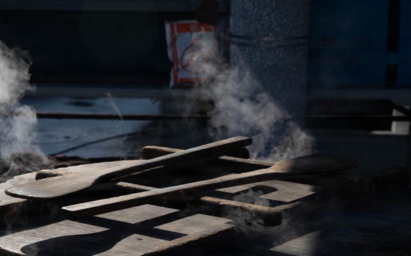 MCAS Iwakuni Service Members and Japan Ground Self-Defense Force Members Operate a Field Kitchen during Bilateral Exercise Nankai Rescue 2026